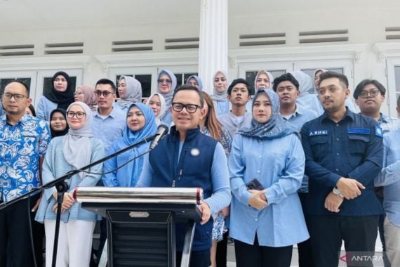 Bima Arya Sugiarto Mundur dari Pencalonan di Pilgub Jabar 2024 - JPNN.COM