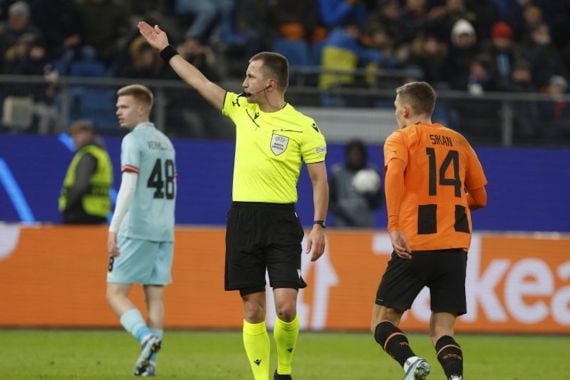 2 Wasit Asal Polandia Dipecat dari Liga Champions, Ini Sebabnya - JPNN.COM