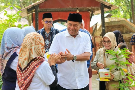 Eman Suherman Berkomitmen Kembangkan Desa Wisata Religi di Majalengka - JPNN.COM