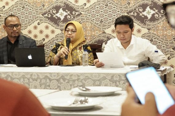 Istri Bupati Lampung Tengah Bicara Terkait Perceraiannya & Laporkan Suami ke Dewan Etik DPP Golkar - JPNN.COM