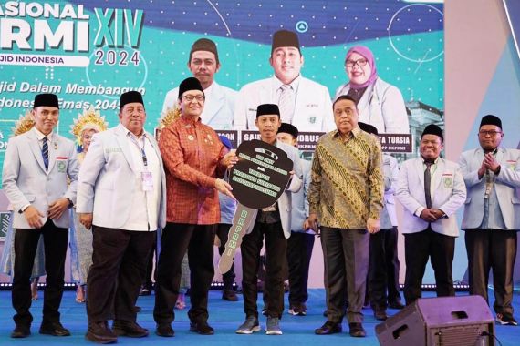 Alhamdulillah, BKPRMI Dapat Bantuan 100 Mobil Pemelihara Masjid - JPNN.COM