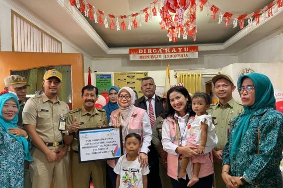 Srikandi PLN Indonesia Power Unit Bisnis Pemeliharaan Dukung Pelaksanaan PIN Polio - JPNN.COM