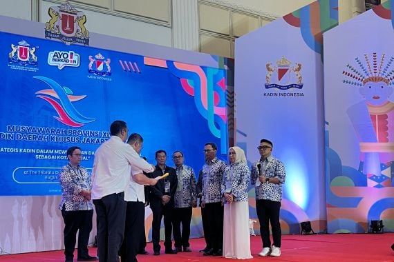 Diana Dewi Kembali Pimpin Kadin DKI Jakarta - JPNN.COM