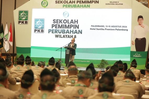 Buka Sespim Perubahan 8, Gus Imin: Pemimpin PKB Harus Menjadi Solusi Bangsa Indonesia - JPNN.COM