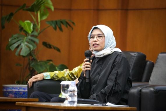 PBNU Cawe-cawe soal PKB, Neng Eem: Anggap Ini Jamu, Memang Pahit - JPNN.COM