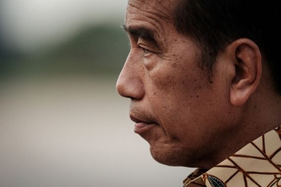 Puja-puji Berubah Caci Maki, Jokowi seperti Sendiri - JPNN.COM