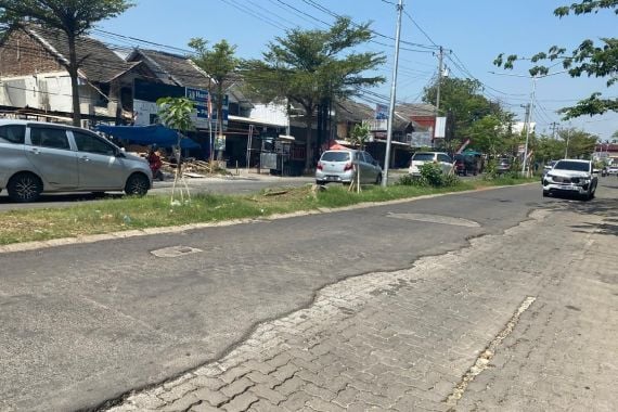 Jalan Anjasmoro Raya Semarang Dibetonisasi September 2024 - JPNN.COM