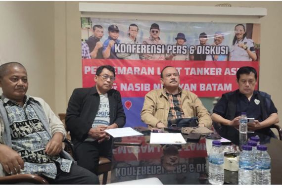 Nelayan Batam Menggugat Pemilik dan Nakhoda Kapal MT Arman 114 Terkait Pencemaran Laut - JPNN.COM