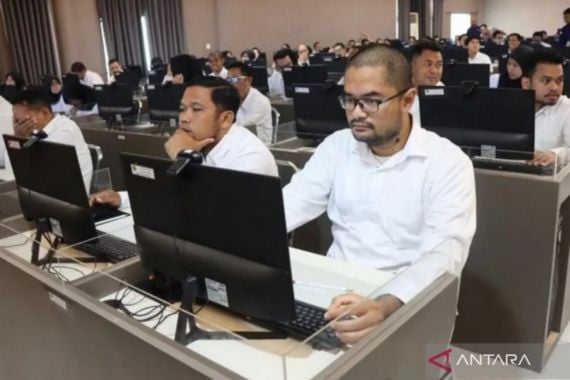 Syarat Bagi PPPK yang Ingin Mendaftar CPNS 2024, Simak Penjelasan Deni Sutrisno - JPNN.COM