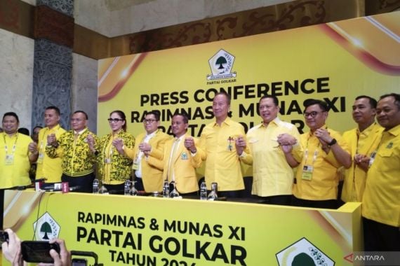 Bahlil Jawab Isu Jokowi Bakal jadi Ketua Dewan Pembina Golkar: Enggak Ada - JPNN.COM