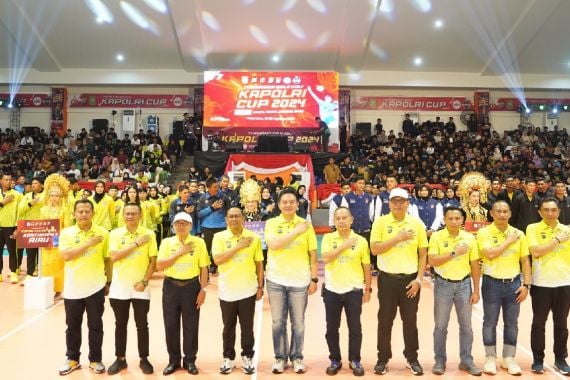 Begini Kemeriahan Pembukaan Turnamen Voli Kapolri Cup 2024 Zona I - JPNN.COM