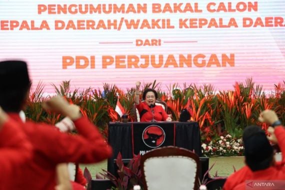 Pujian Megawati untuk Hakim MK: Masih Punya Nurani dan Keberanian - JPNN.COM