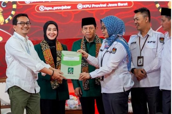 Usung Kiai Aktivis, PKB Fokus Perbaikan Layanan Dasar Jawa Barat - JPNN.COM