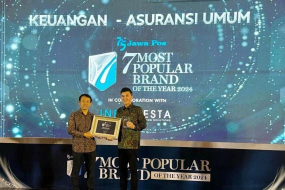 BRI Insurance Raih Awards 7 Most Popular Brand Of The Year 2024 - JPNN.COM