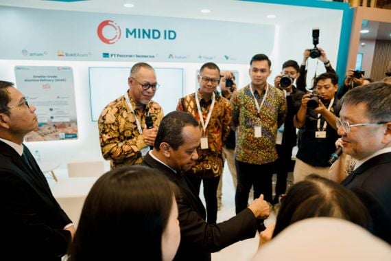 MIND ID Pamerkan Proyek Hilirisasi Ekosistem EV di The 7th ICEF 2024 - JPNN.COM