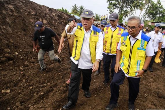 Menteri Basuki Berencana Bangun 20 Sabo Dam di Ternate - JPNN.COM