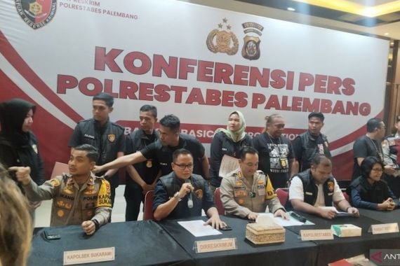 Kasus Pembunuhan Siswi SMP Palembang, Pelaku Utama Sempat Ikut Yasinan di Rumah Korban - JPNN.COM