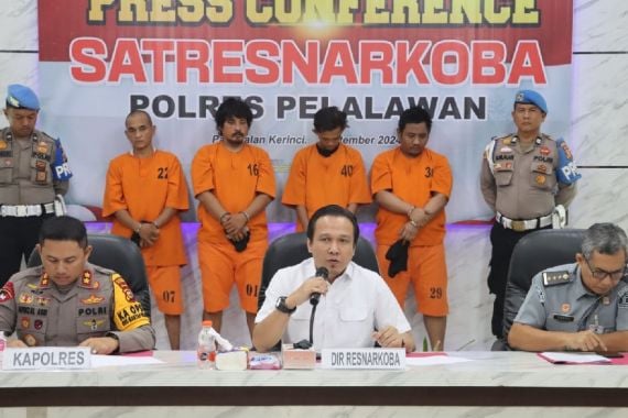 Polisi di Riau Menggagalkan Peredaran 5 Kg Sabu-Sabu & 1.870 Ekstasi yang Dikendalikan Oknum Napi - JPNN.COM