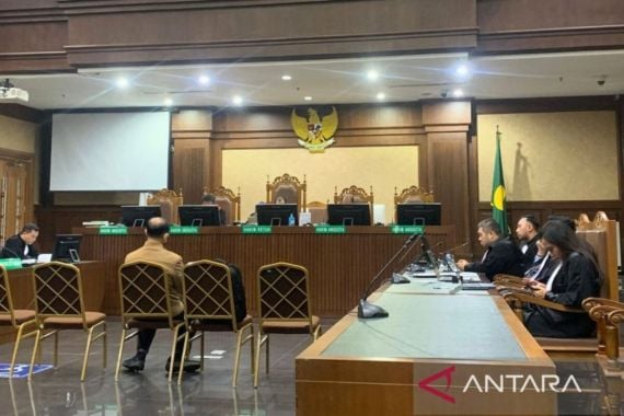 Jaksa Tuntut Hakim Agung Gazalba Saleh Dipenjara 15 Tahun terkait Kasus Gratifikasi - JPNN.COM