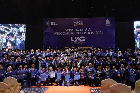 UAG Luluskan Sarjana Berkarakter, Siapkan Pemimpin Indonesia Emas 2045 - JPNN.COM