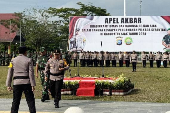 Perdana di Indonesia, Polres Siak Gelar Apel Akbar Bhabinkamtibmas & Babinsa Jelang Pilkada - JPNN.COM