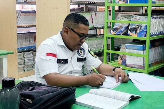 Mestinya PPPK jadi PNS Tanpa Tes, Pimpinan Honorer: Enak Zaman SBY - JPNN.COM