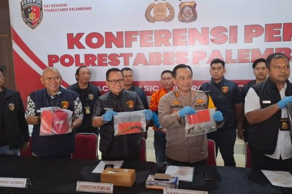 Polisi Tangkap Pelaku Penembakan Penjaga Tanah di Palembang, Ini Kronologi dan Motifnya - JPNN.COM