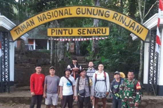 WN Rusia Hilang di Gunung Rinjani, Tim Pencari Dibentuk - JPNN.COM