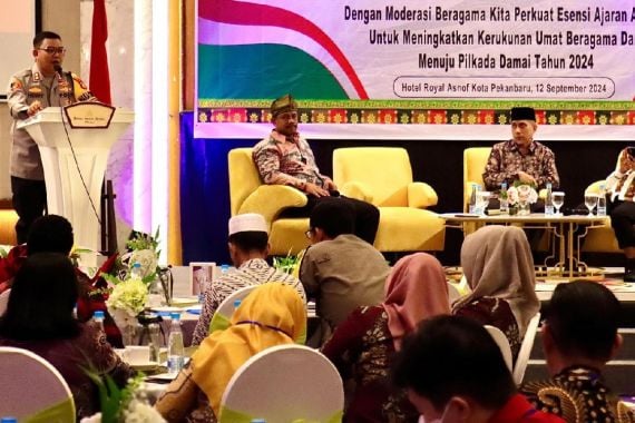 Wakapolresta Pekanbaru Ajak Para Guru Agama Suarakan Pilkada Damai Pada Masyarakat - JPNN.COM