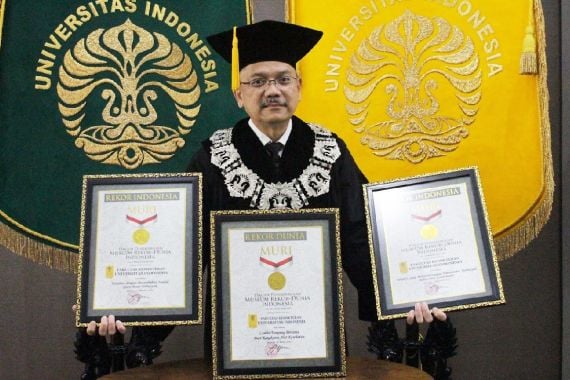 Merintis Karier dari Bawah, Prof Ari Didukung Jadi Rektor UI - JPNN.COM