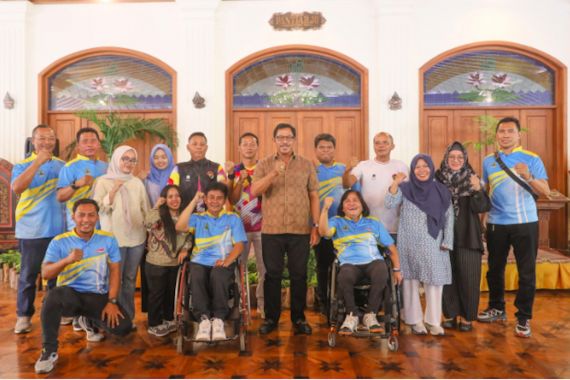 Menjelang Peparnas 2024 di Solo, Penjabat Gubernur Jateng Memotivasi Kepada 373 Atlet Disabilitas - JPNN.COM