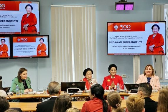 Di Rusia, Megawati Sebut Pancasila Bisa Menjawab Permasalahan Geopolitik dan Pemanasan Global - JPNN.COM