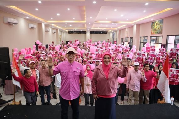 Rama-Shinta Luncurkan Warna Pink & Hashtag 'Tangsel Banget' di Pilkada 2024, Ini Maknanya - JPNN.COM