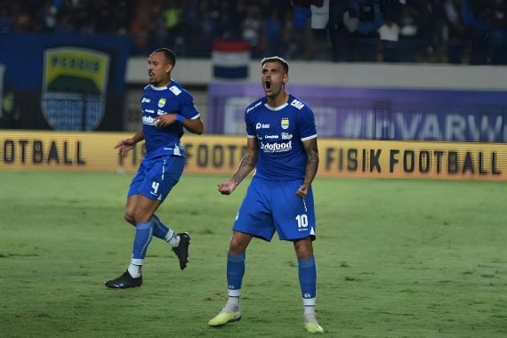 Kondisi Terkini Tyronne del Pino yang Sempat Kolaps di Laga Persib vs Persebaya - JPNN.COM