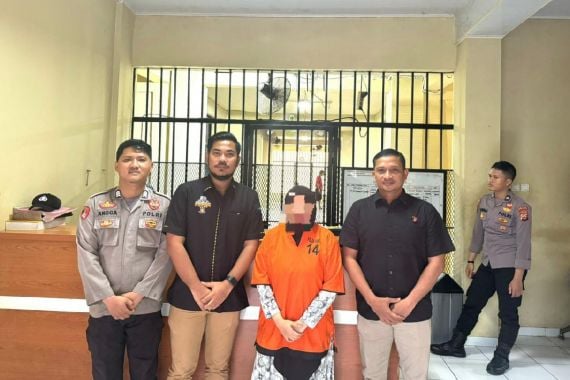 Mak-Mak di Serang Ditangkap Polisi Gegara Kasus Penipuan Rp 45 Miliar, Begini Modusnya - JPNN.COM