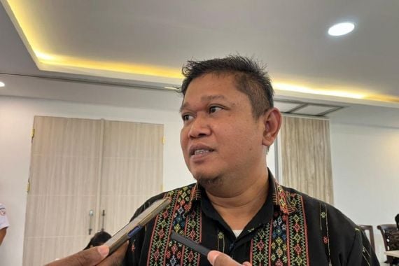 Kepala Desa Dilarang Dukung Paslon di Pilkada 2024 - JPNN.COM