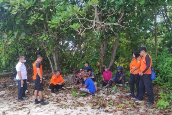 Tim SAR Bergerak Cari Nelayan yang Hilang Kontak di Perairan Bintan Kepri - JPNN.COM