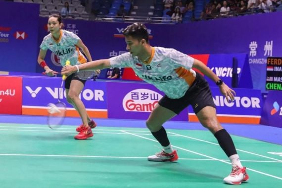 Campur Tangan 2 Legenda Antar Dejan/Gloria ke Perempat Final China Open 2024 - JPNN.COM