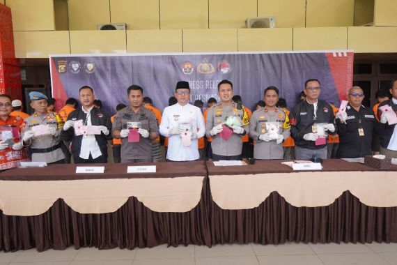 Sikat Narkoba: Polres Banyuasin Ungkap 25 Kasus, Tangkap 31 Tersangka - JPNN.COM