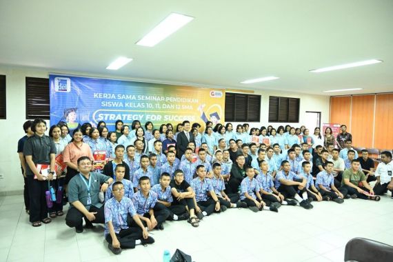 Ganesha Operation Gelar Seminar Strategic for Success di SMA Unggul Del - JPNN.COM