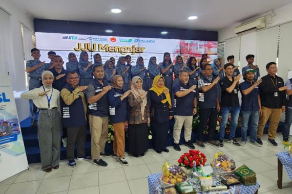 JJU dan Pelindo Gelar Pelatihan Jurnalistik di SMK Barunawati - JPNN.COM