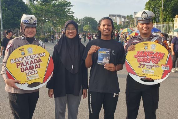 Cara Unik Satlantas Polresta Pekanbaru Sosialisasi Pilkada Damai di CFD - JPNN.COM