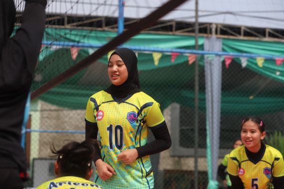 Arieone VC Juarai Turnamen Voli Putri Piala Dandim 0509 Kabupaten Bekasi - JPNN.COM