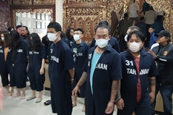 Polisi Tetapkan 10 Tersangka Kasus Kasino Berkedok Karaoke & Spa di Semarang - JPNN.COM