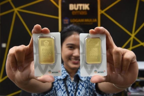 Harga Emas Antam Hari Ini 24 September, Turun - JPNN.COM