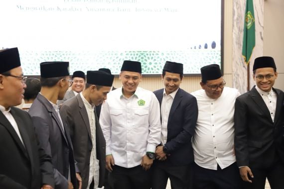 Wamenag Ajak Pejabat Negara Teladani Akhlak Rasul - JPNN.COM