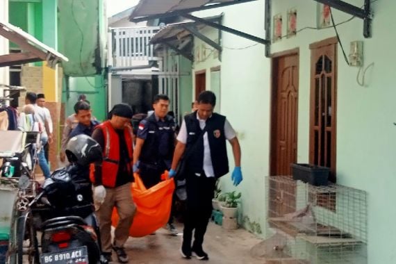 Geger, Mahasiswi UIN Raden Fatah Palembang Ditemukan Tewas Bersimbah Darah di Indekos - JPNN.COM