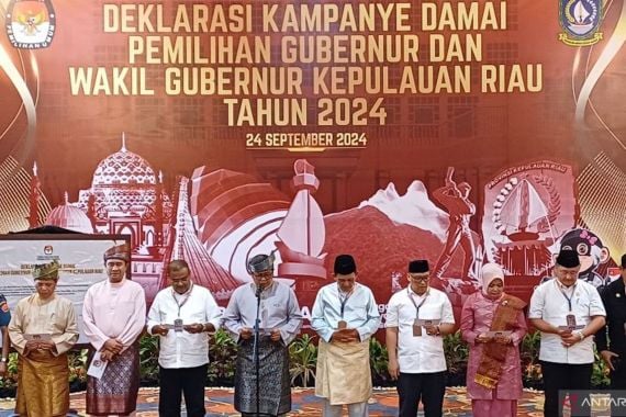 Kampanye Damai, Dua Paslon Gubernur-Wakil Gubernur Kepri Sepakat Tolak Politik Uang - JPNN.COM