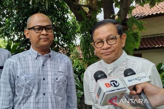 Pramono-Rano dapat Dukungan dari Keluarga Besar Almarhum K.H. Zainuddin MZ - JPNN.COM