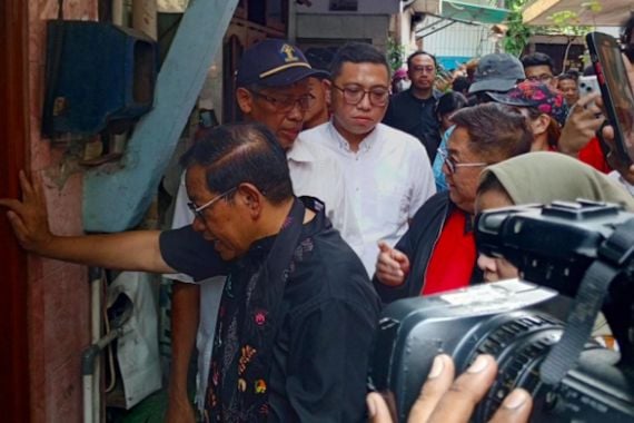 Pramono Anung Masuk Keluar Gang Sempit untuk Menyerap Aspirasi Warga Jakarta Utara - JPNN.COM